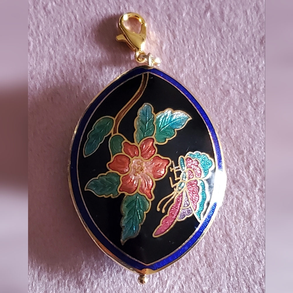 Vtg. Cloisonńe Charm/Pendant